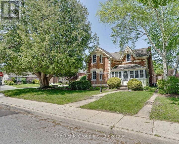 Property Photo:  15 Emma Street  ON L7C 1K5 