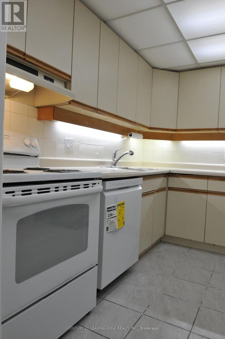 Property Photo: 1013 Pape Avenue A ON M4K 3V8