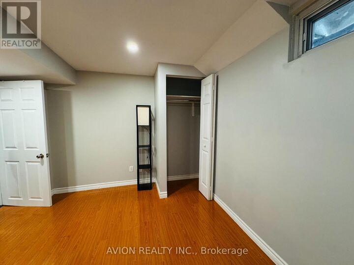 Property Photo:  15 Saintsbury Square Basement  ON M1V 3K1 