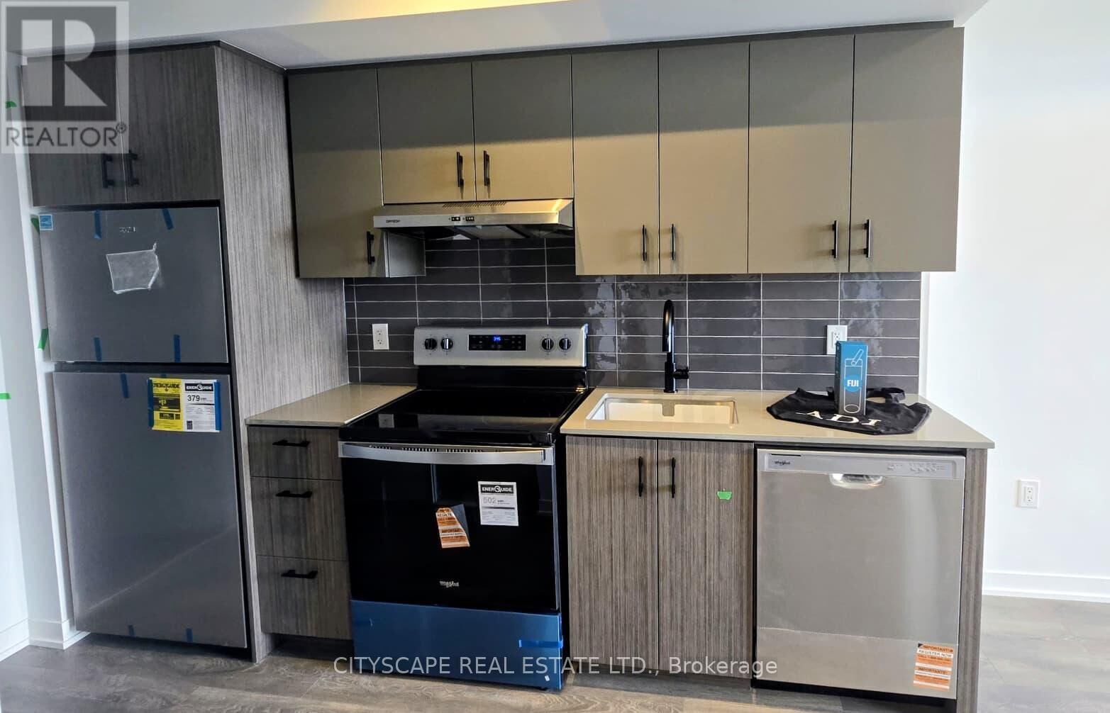 Property Photo:  4878 Powers Common 504  ON L7M 2B4 