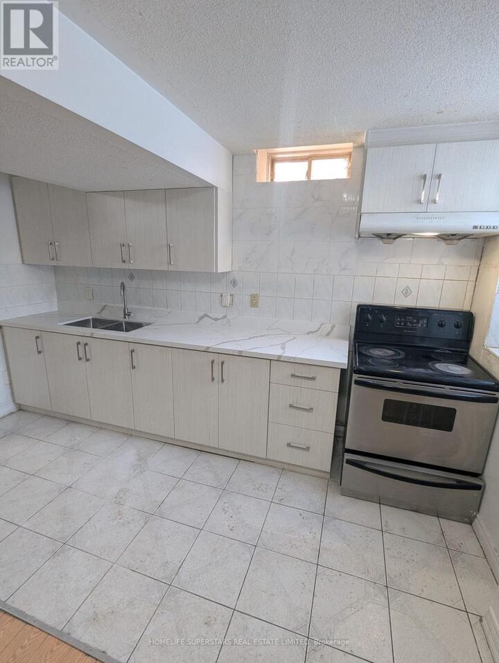 Property Photo: 41 Thorndale Road Basement ON L6P 1G9