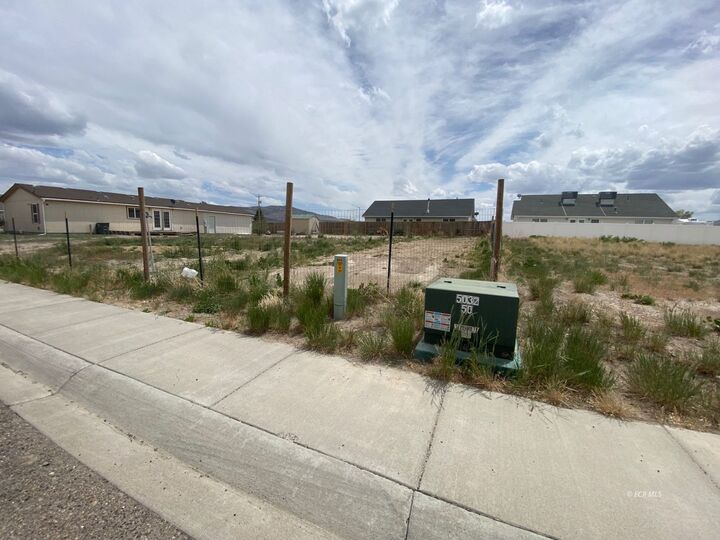 Property Photo:  880 Tobar Street  NV 89835 