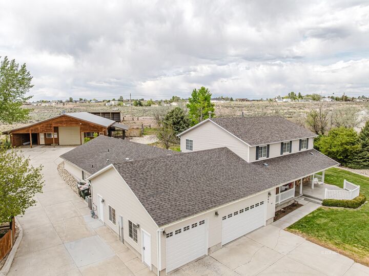 Property Photo:  393 Palace Circle  NV 89815 