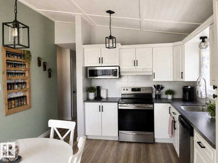 Property Photo: 5245 47 Avenue AB T9C 1N2