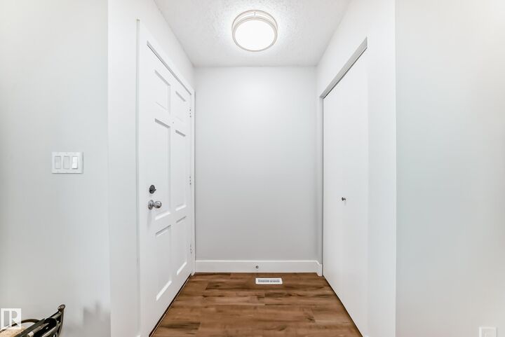 Property Photo:  3510 41B Avenue NW  AB T6L 5E6 