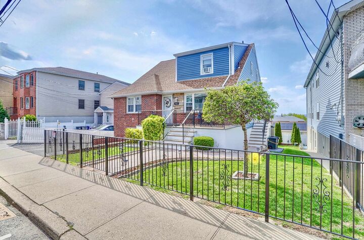 Property Photo:  7105 Durham Ave  NJ 07047-4570 
