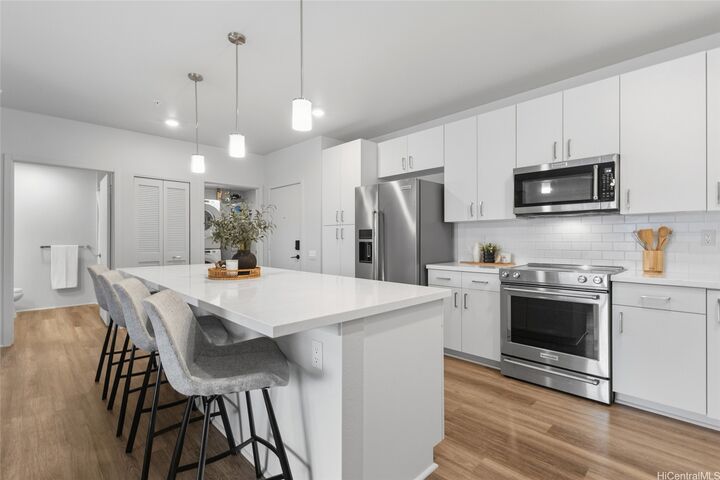 Property Photo:  91-3575 Iwikuamoo Street 9108  HI 96706 