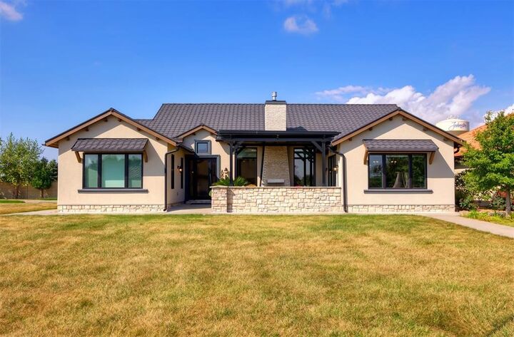 Property Photo: 10232 Bella Strada Lane IA 50131