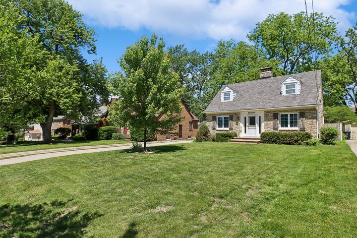 Property Photo:  4209 Allison Avenue  IA 50310 