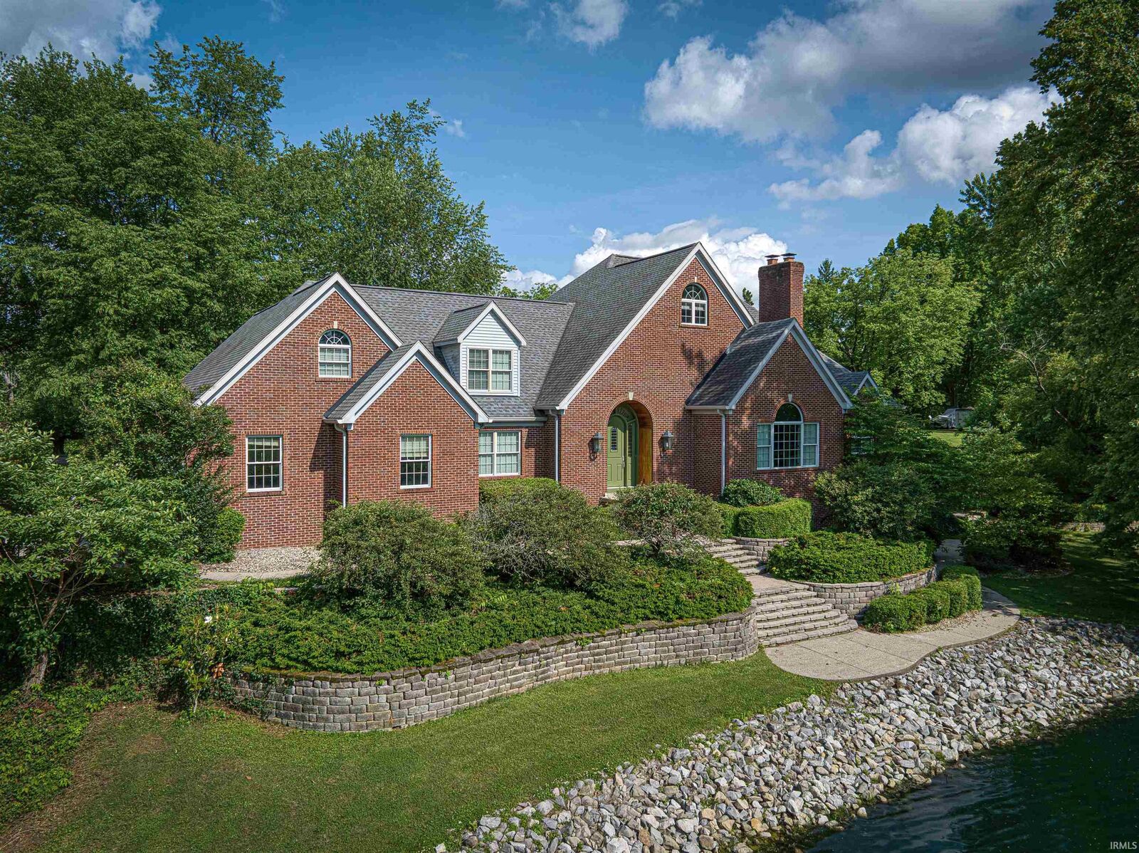 Property Photo: 6288 Woodsboro Road IN 47630