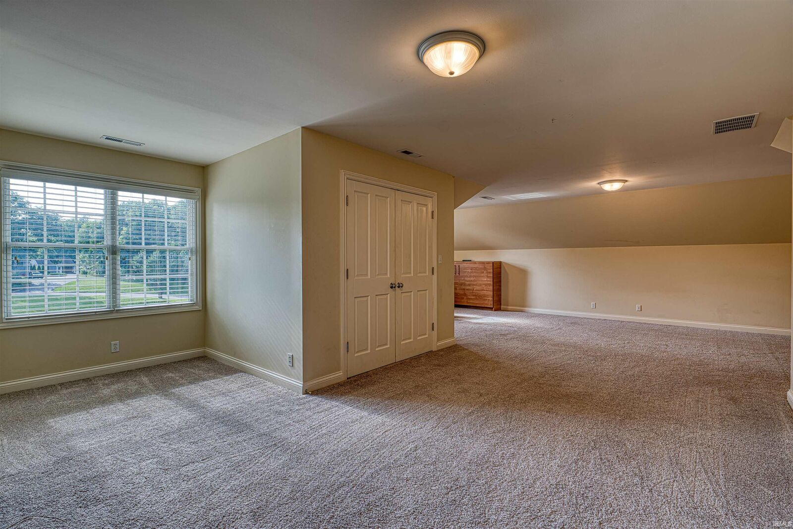 Property Photo:  6288 Woodsboro Road  IN 47630 
