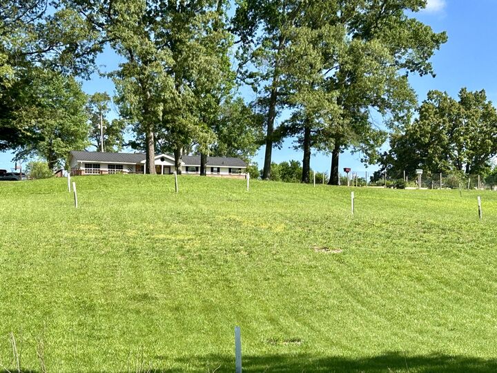 Property Photo: 94 Tarter Cemetery Road KY 42544