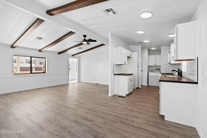 Property Photo:  1405 King Dr  AZ 86404 