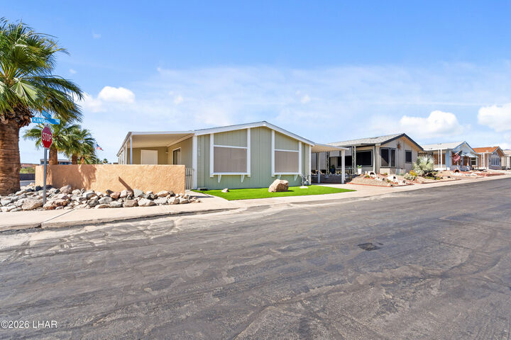 Property Photo: 1405 King Dr AZ 86404