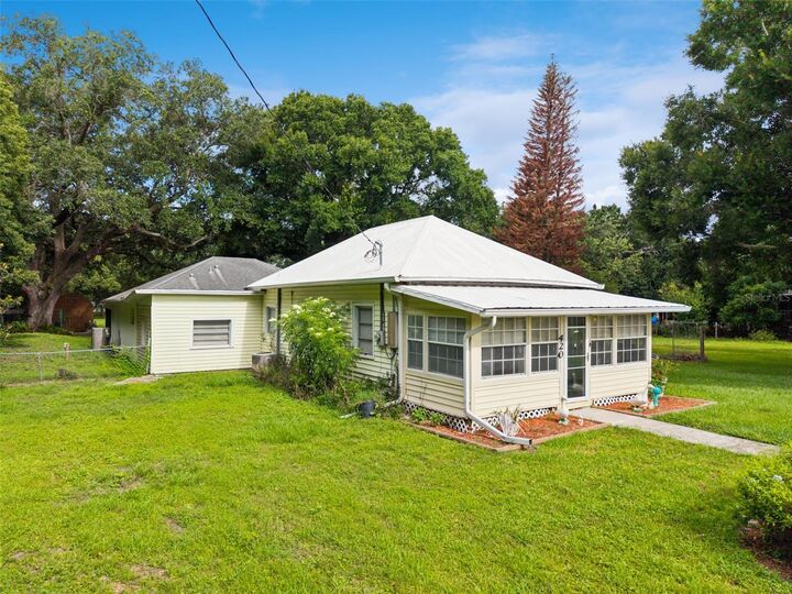 Property Photo:  420 Jacks Memorial Rd  FL 34769 
