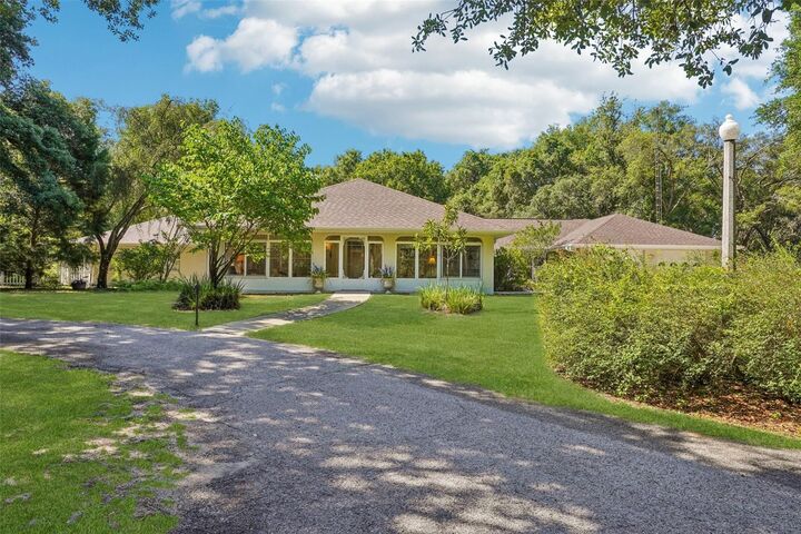 Property Photo:  4546 Griffin View Drive  FL 32159 