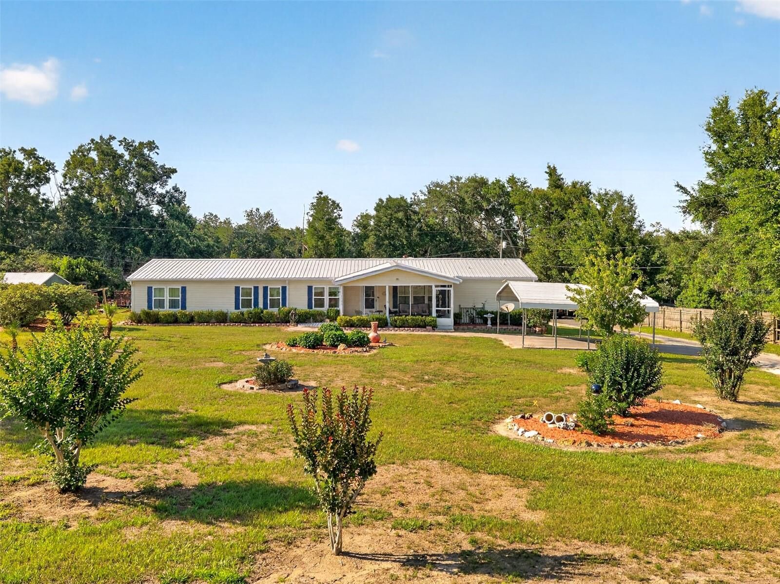 Property Photo:  9706 US Highway 301  FL 33525 