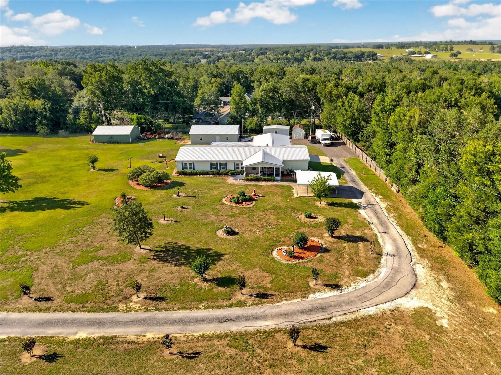 Property Photo:  9706 US Highway 301  FL 33525 