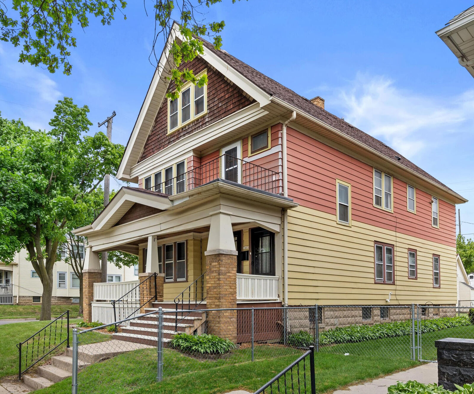 Property Photo:  3403 N 21st St  WI 53206 