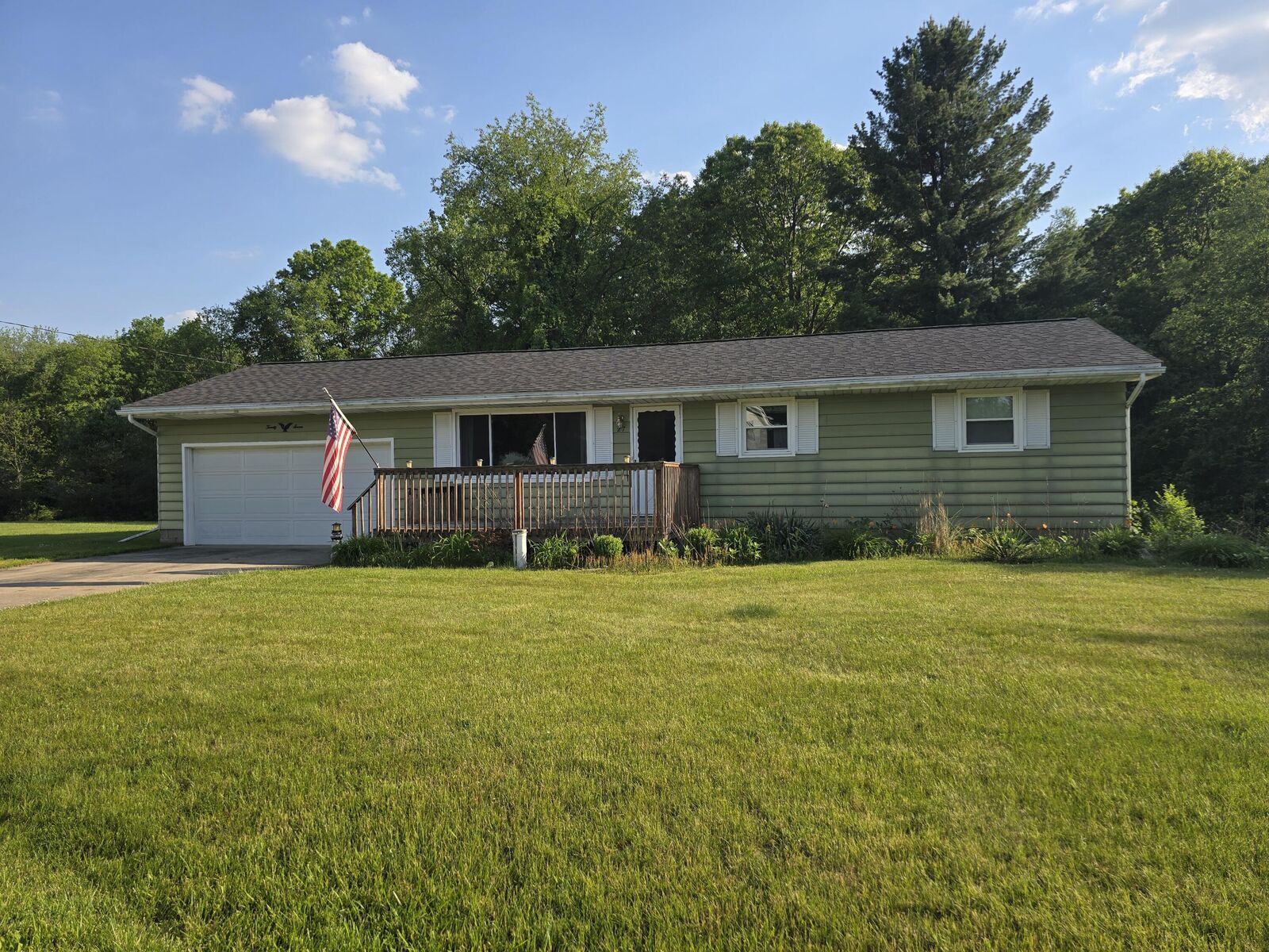 Property Photo: 27 Ashley Court MI 49014