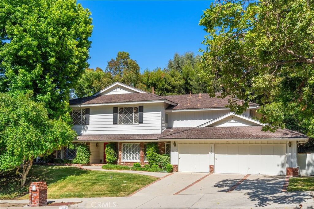 Property Photo:  18268 Lake Encino Drive  CA 91316 