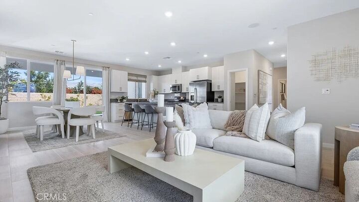 Property Photo:  15449 Avenida De Soledad  CA 92240 