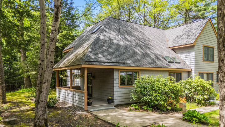 Property Photo: 31 Concord Place 31 ME 04107