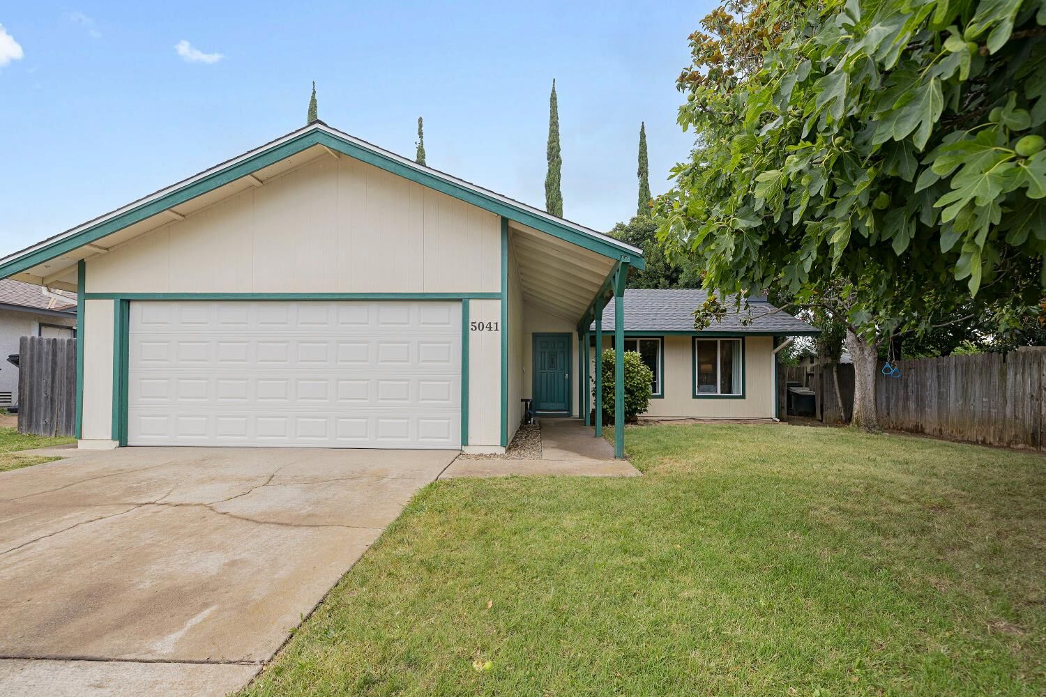 Property Photo:  5041 McCloud Drive  CA 95842 