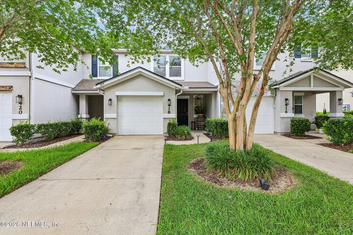 Property Photo: 418 Walnut Drive FL 32259