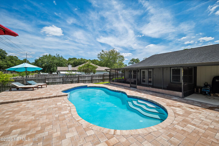 Property Photo: 11878 Marabou Court N FL 32223