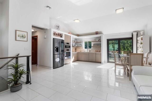 Property Photo:  531 Chestnut Place  NJ 07666 