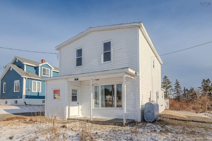 Property Photo:  52 Pepperell Street  NS B1C 1L9 