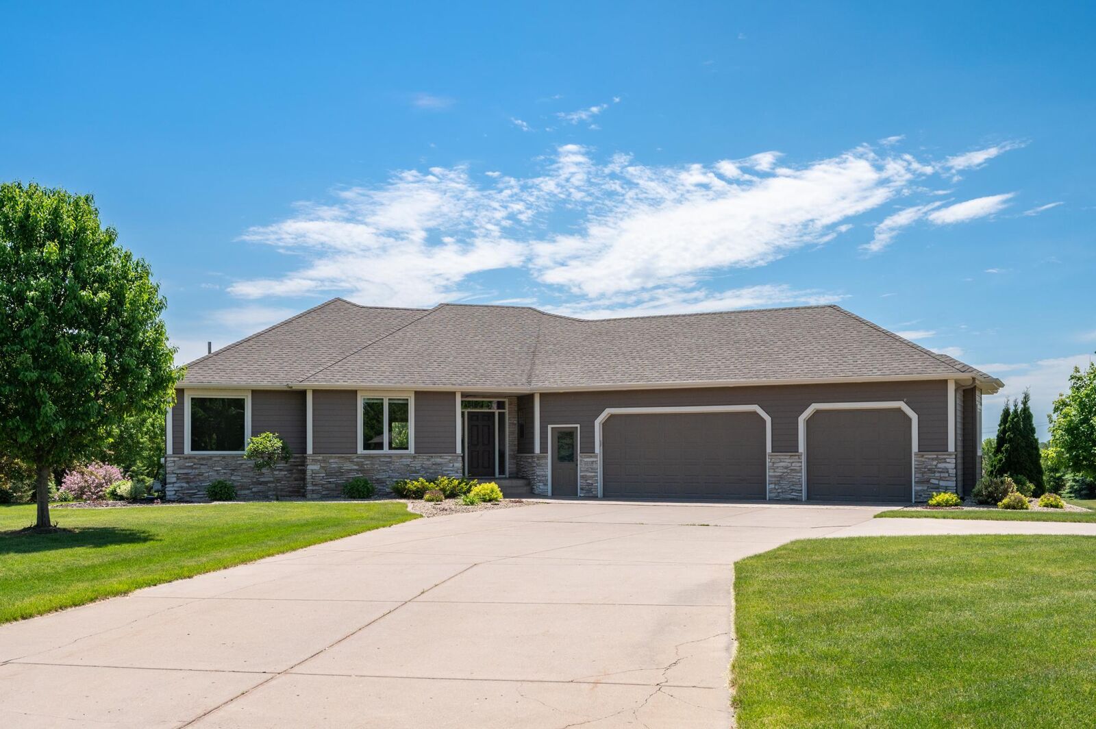 Property Photo:  9015 Schutte Court  MN 55340 
