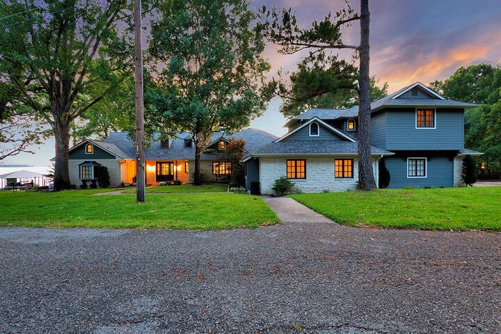 Property Photo: 103 Glenn Road TX 75156