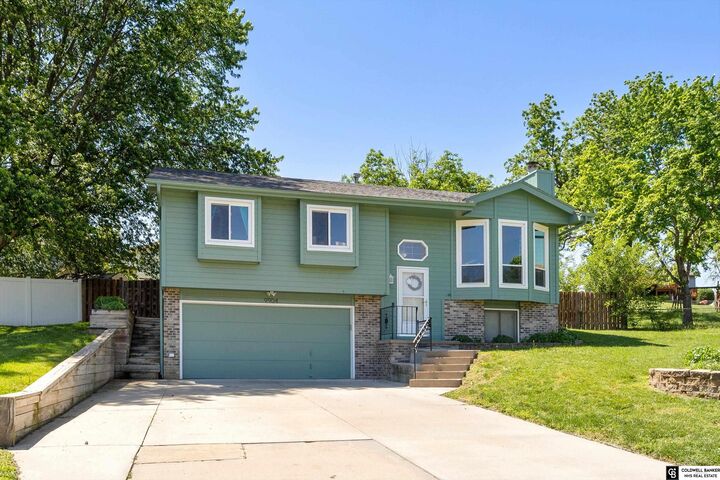 Property Photo:  9904 S 9 Circle  NE 68123 