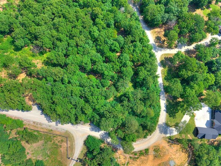 Property Photo:  305 Stone Ridge Road  OK 74432 