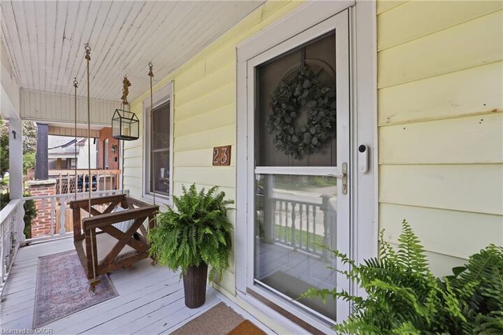 Property Photo:  23 East 21st Street  ON L8V 2T3 