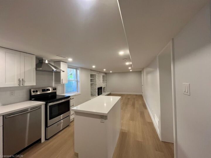 Property Photo:  206 Kenneth Avenue 2  ON N2A 1W2 