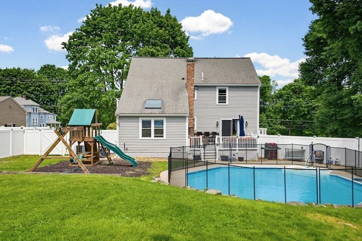 Property Photo: 102 Purchase St MA 01757