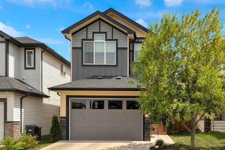 Property Photo: 145 Wildrose Drive AB T1P 0G5