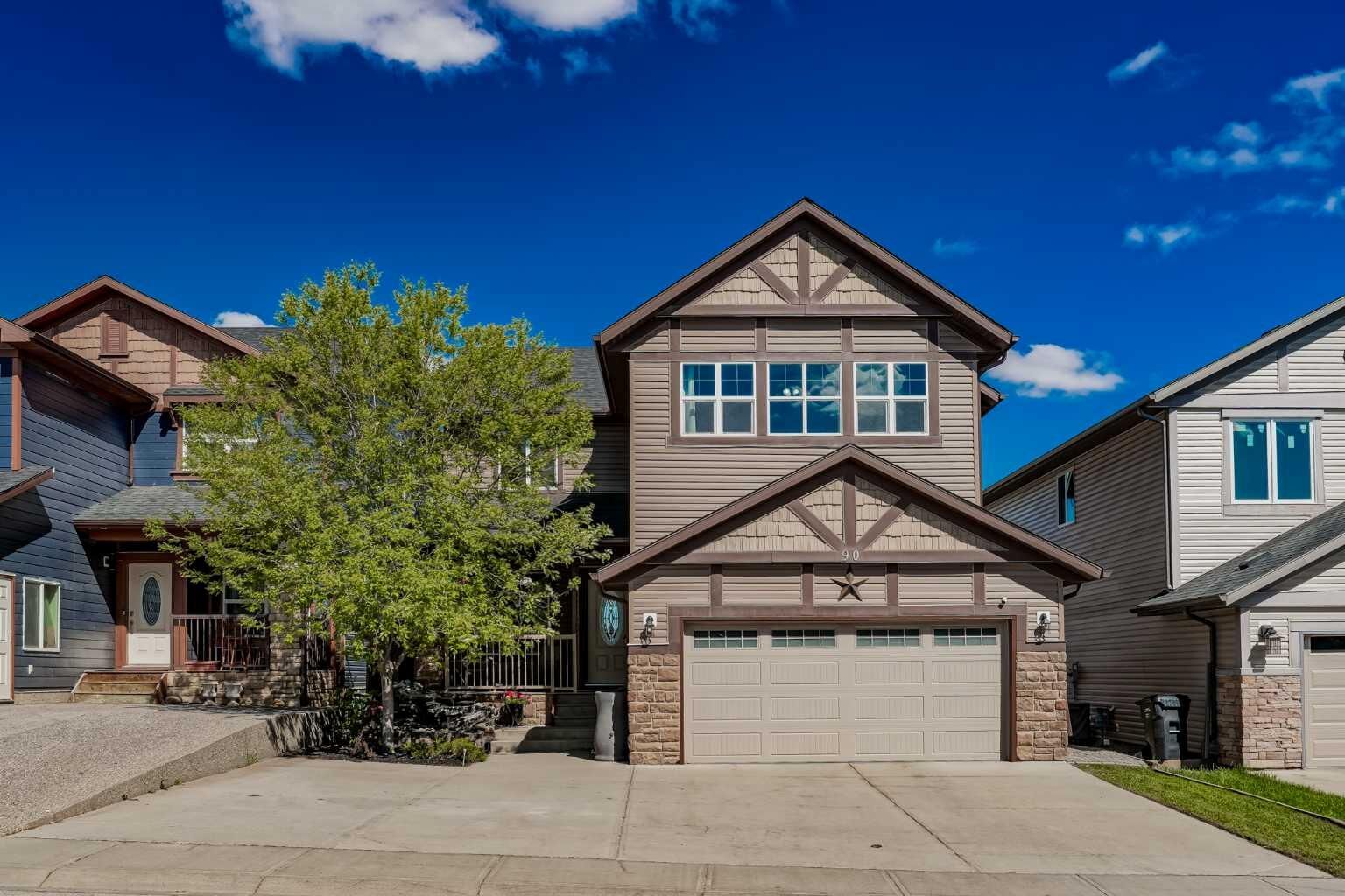 Property Photo:  90 Sage Hill Way NW  AB T3R 0H3 