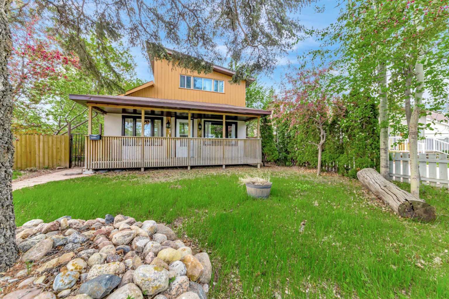 Property Photo: 5207 48 Street AB T9V 0J2