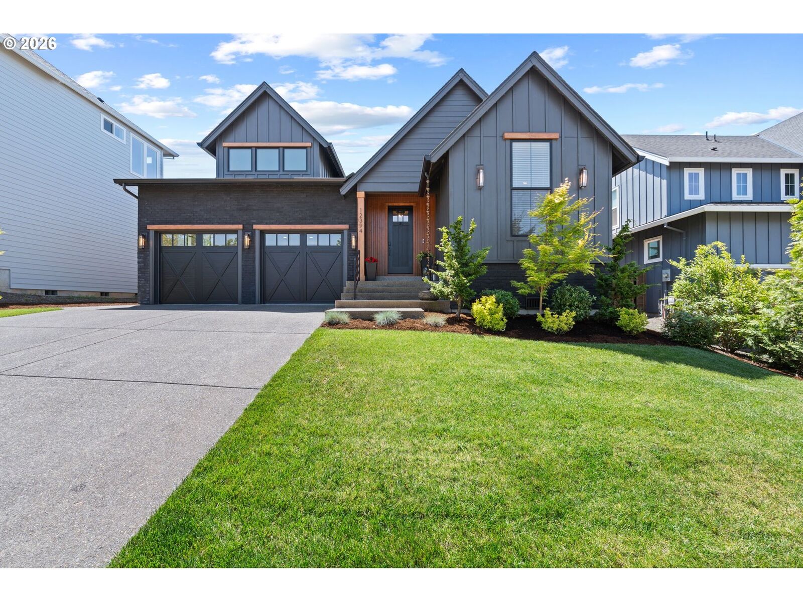 Property Photo: 12394 SE Yoakum Ln OR 97086