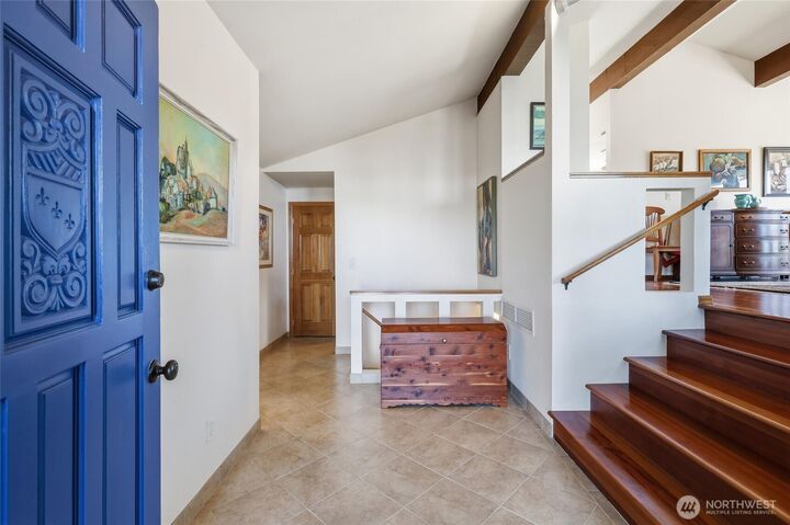Property Photo:  3016  51st Place SW  WA 98203 