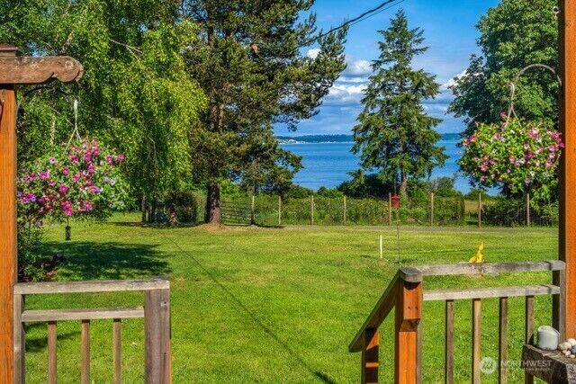 Property Photo:  170  Baldwin Road  WA 98358 