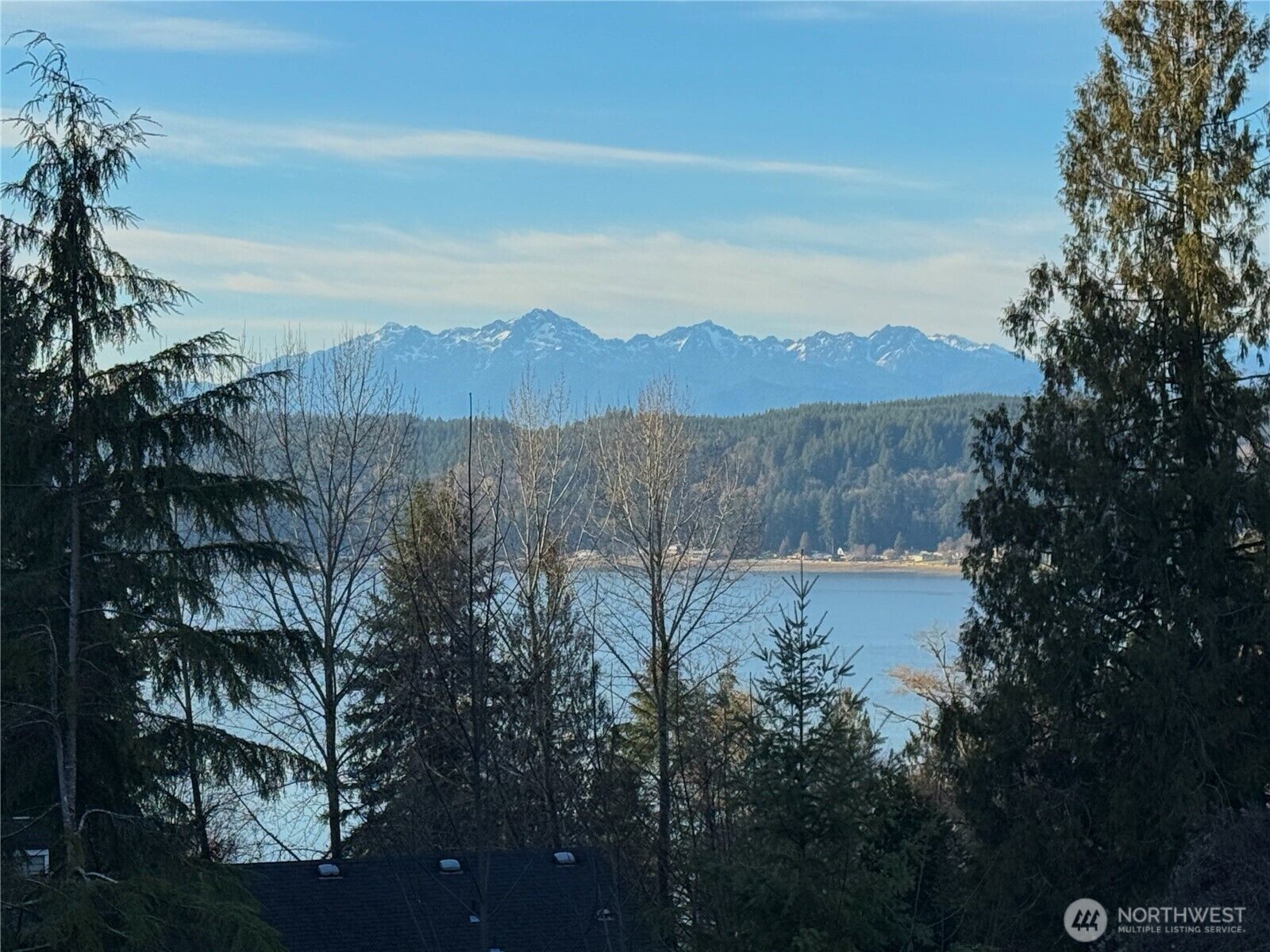 Property Photo:  100 E Lakewood Drive  WA 98528 