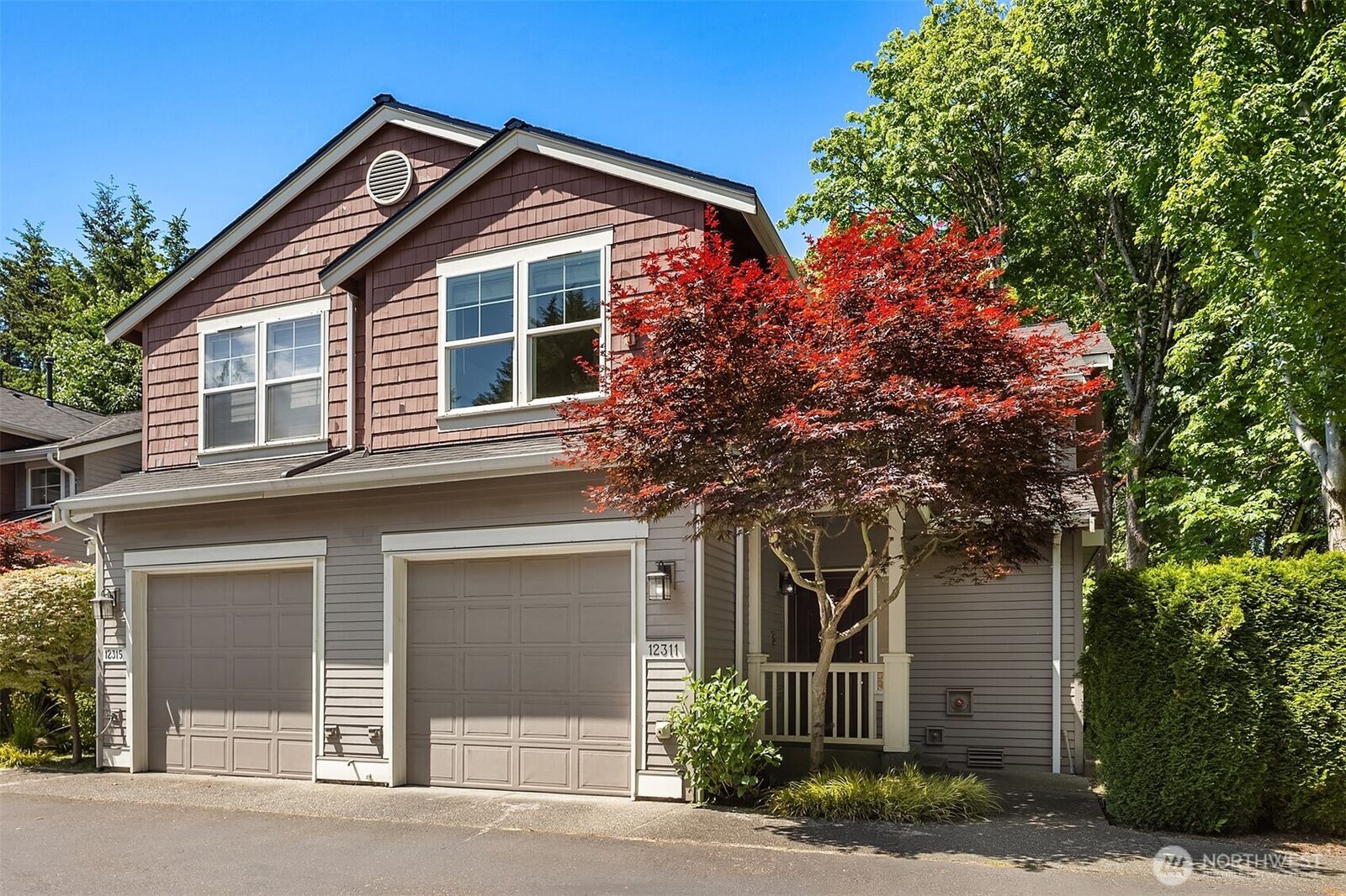 Property Photo:  12311 NE 92nd Street 1  WA 98033 