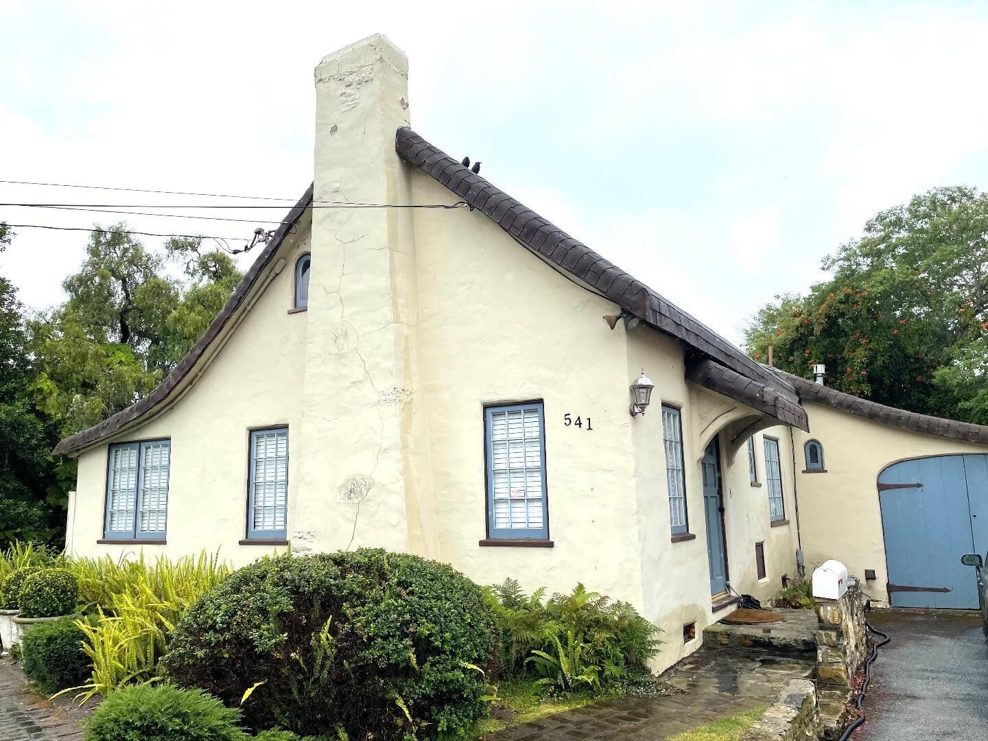 Property Photo:  541 & 539 West Franklin Street  CA 93940 