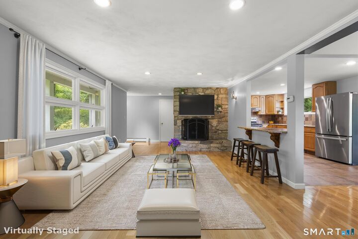 Property Photo:  200 Old Huckleberry Road  CT 06897 