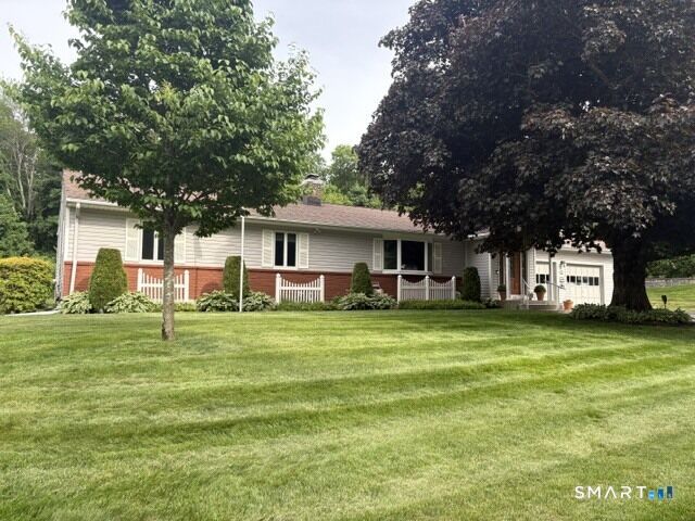 Property Photo:  68 Earl Avenue  CT 06514 